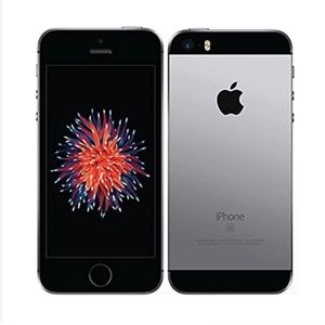 Apple iPhone SE First generation 32 GB unlocked good working condition